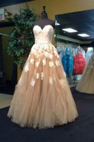 Elegant Sweetheart Floor Length Lace Top Champagne Prom Dresses WK591