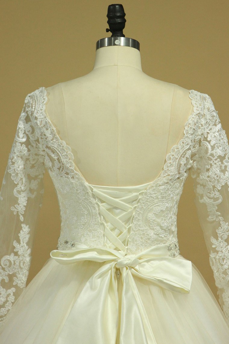 Plus Size Bateau Wedding Dresses 3/4 Length Sleeve With Applique Tulle