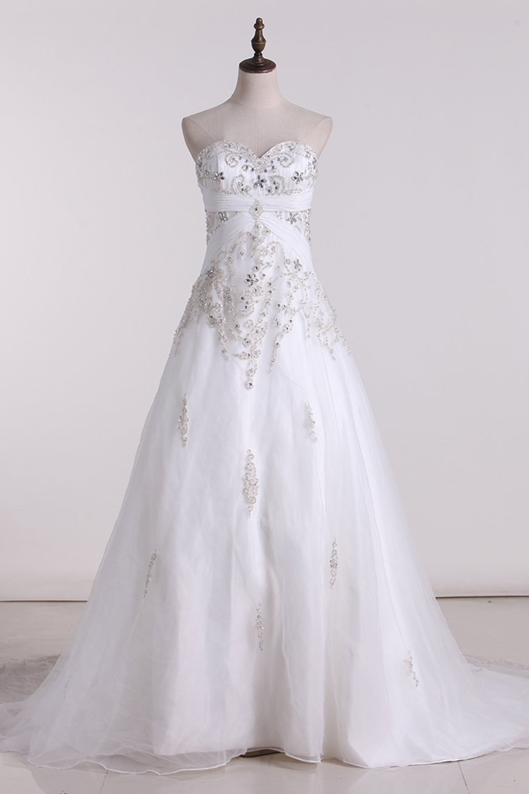 New Arrival Sweetheart With Beads A Line Wedding Dresses
