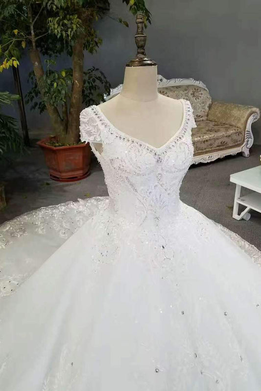 New Arrival Luxury Tulle Wedding Dresses Lace Up With Appliques And Crystals High Quality