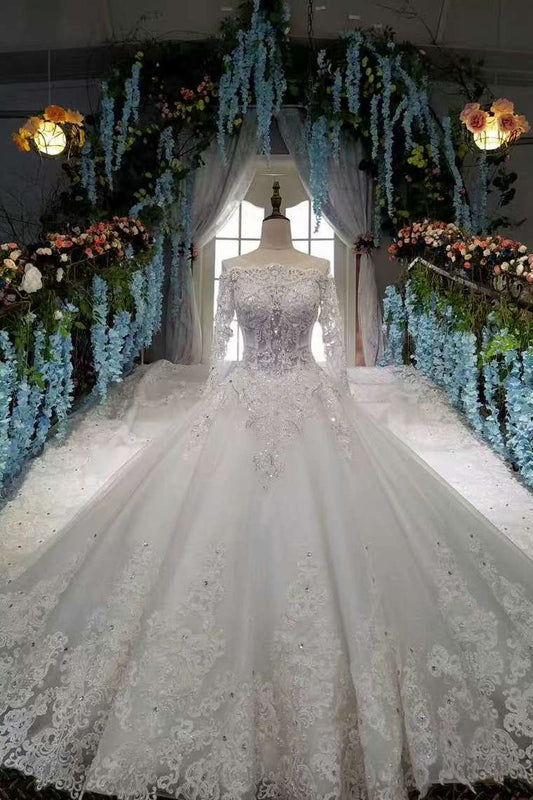 2022 Scoop Neckline Marvelous Wedding Dresses Lace Up With Rhinestones Royal Train