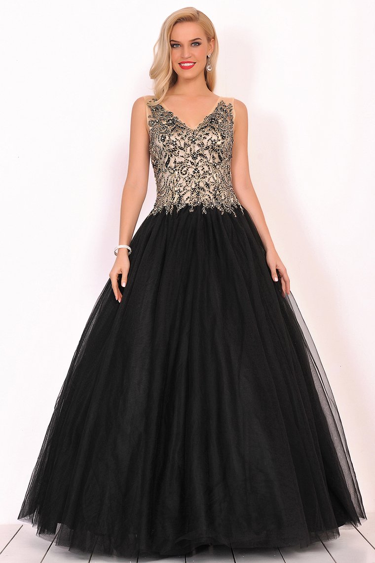 New Arrival Quinceanera Dresses V Neck Tulle With Beading&Appliques