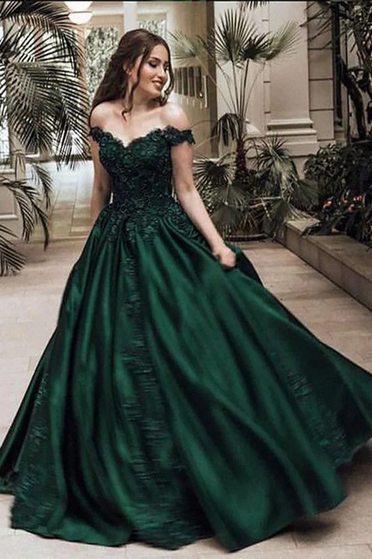 Elegant Ball Gown Off-The-Shoulder Lace Satin Prom Dress