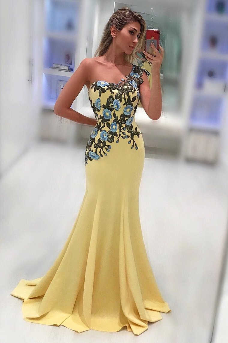 One Shoulder Mermaid Spandex Prom Dresses With Applique Sweep Train