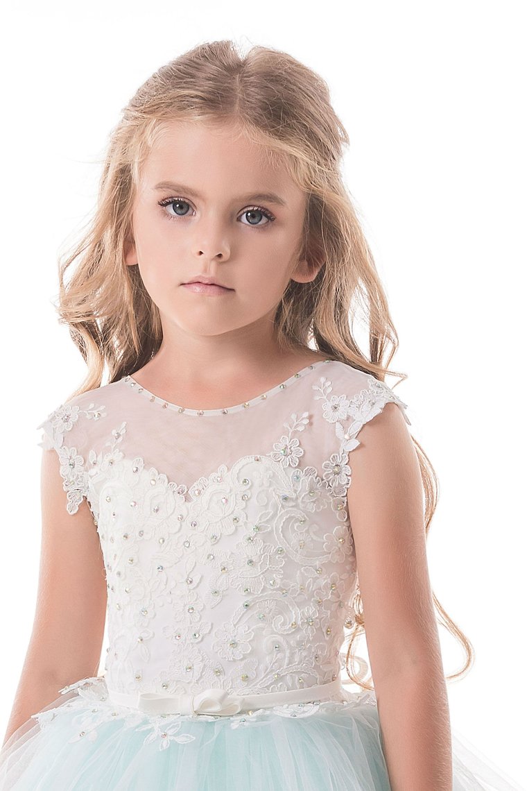 Tulle Scoop With Applique And Sash Ball Gown Flower Girl Dresses
