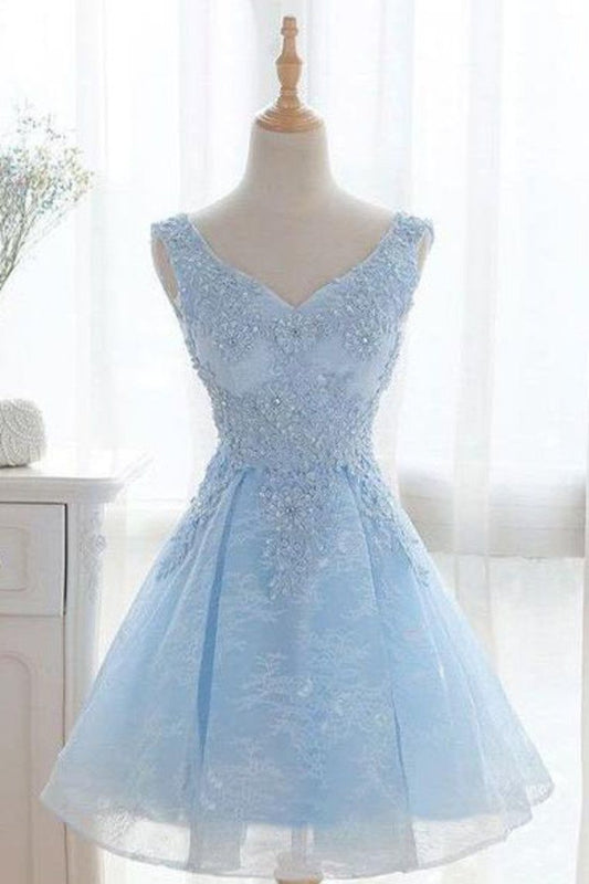 A Line V Neck With Applique Short/Mini Homecoming Dresses Lace