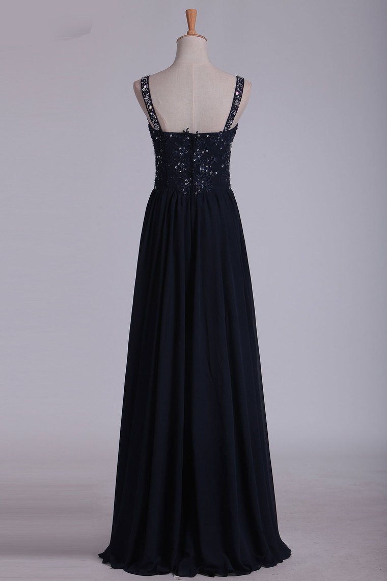 A Line Spaghetti Straps Chiffon Prom Dresses With Applique And Beads