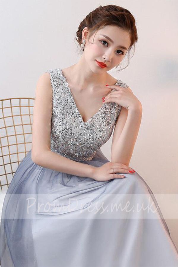 Elegant A-Line Ombre Tulle Beads V-Neck Sleeveless Open Back Prom Dresses WK536