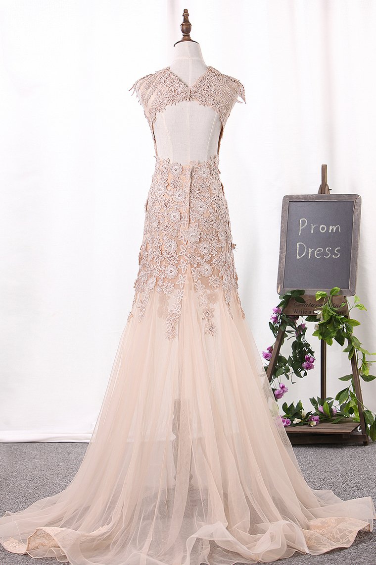 Mermaid Scoop Wedding Dresses Tulle With Applique Court Train Open Back
