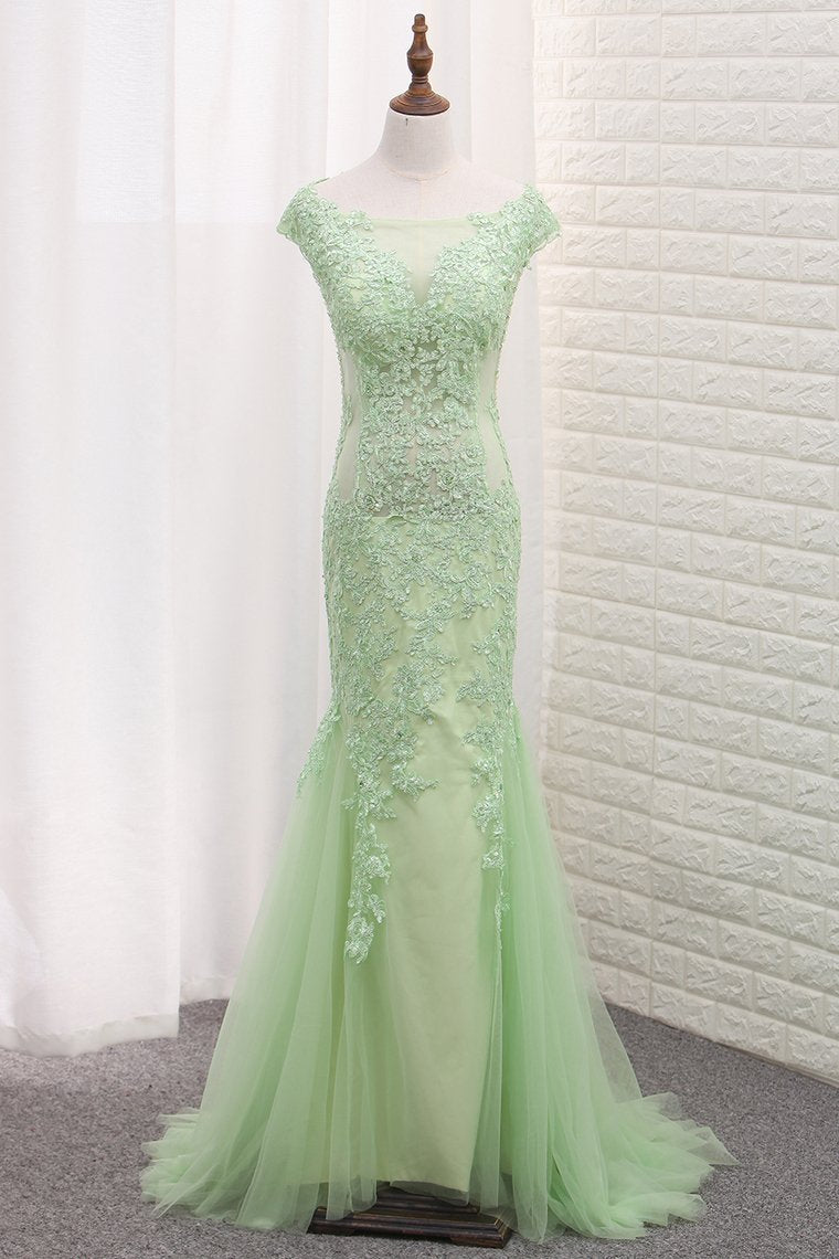 Tulle Scoop Mermaid Open Back Prom Dresses With Applique Sweep Train