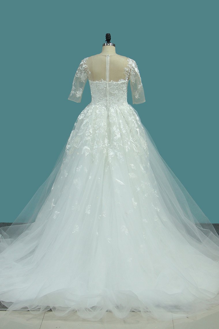 Scoop Sheath Tulle Detachable Train Wedding Dresses With Applique