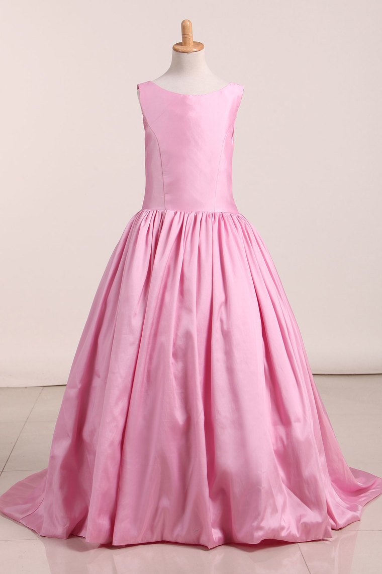 New Arrival Flower Girl Dresses Scoop Taffeta With Beading A Line Sweep Train