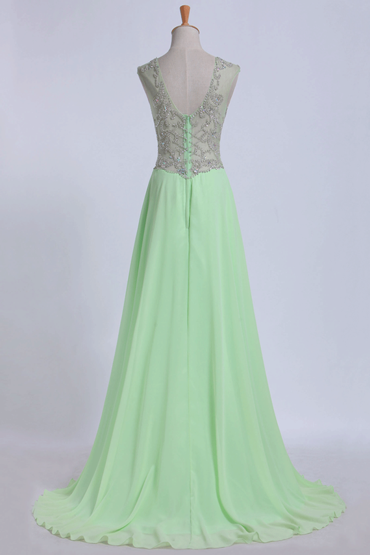 V-Neck Prom Dresses A-Line/Princess With Beads Chiffon&Tulle