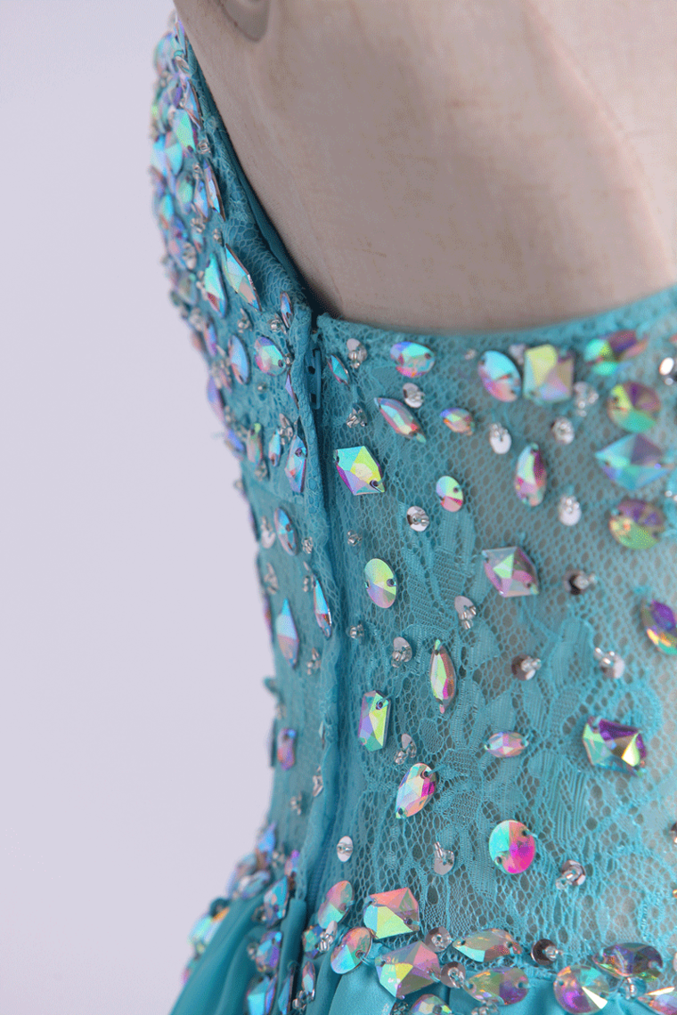 Halter A Line Beaded Bodice Homecoming Dresses Lace&Chiffon Short/Mini