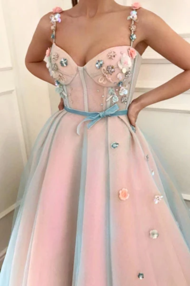 Stunning Applique A-Line Spaghetti Straps Tulle Sweetheart Prom Dresses With Belt
