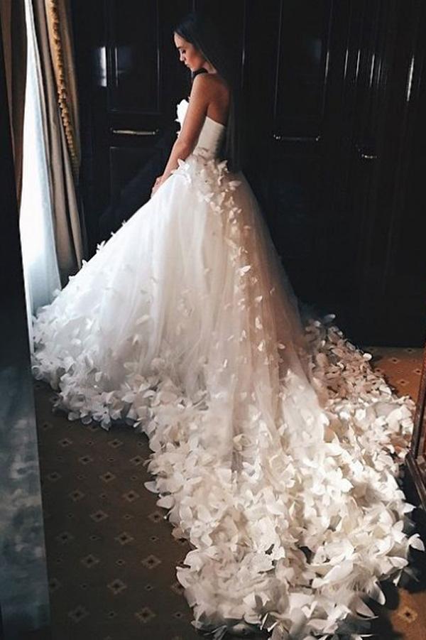 Elegant Sweetheart Strapless Lace up Tulle Court Train Wedding Dresses With Flowers WK233
