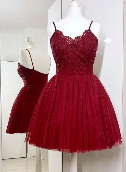 Cute Spaghetti Straps Burgundy Tulle Short Prom Dress with Lace Homecoming Dresses WK859