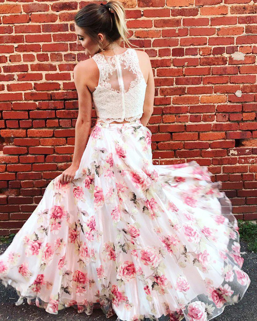 Two Piece High Neck Floral Long Lace A Line Sleeveless Graduation Prom Dresses WK571