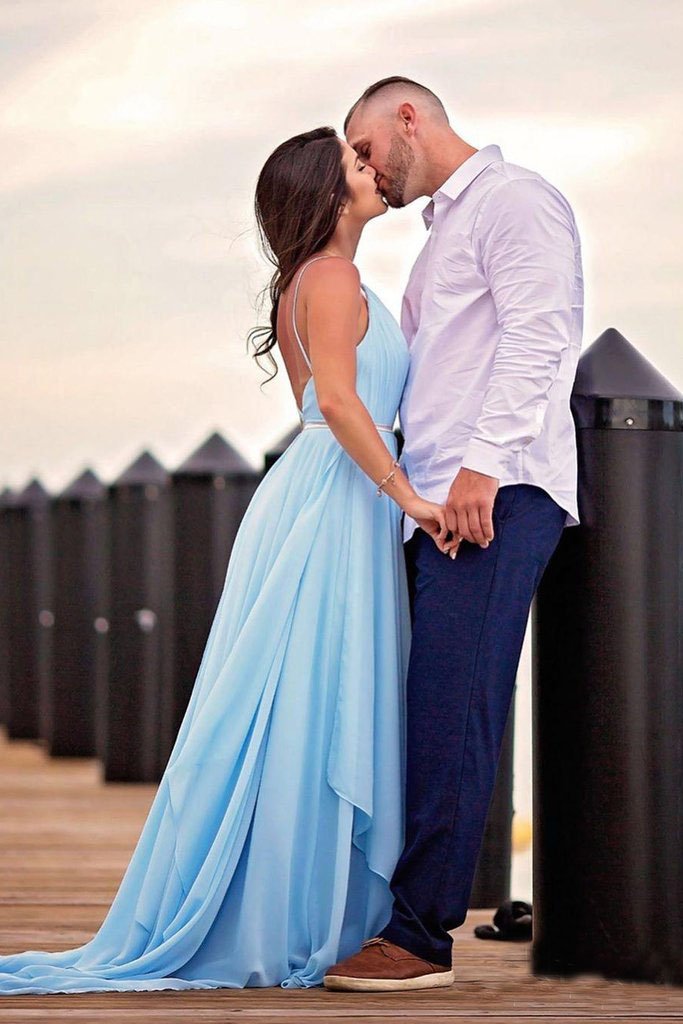 Thigh Split Sky Blue Rustic Wedding Dresses Beach Wedding Gown with Court Train W1016