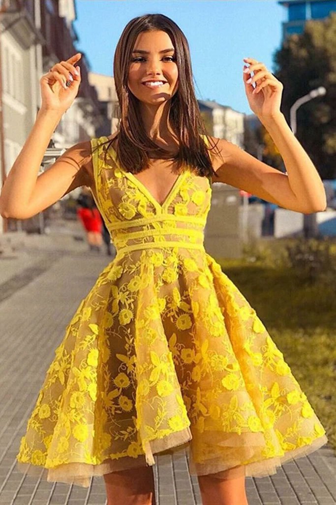Vintage Yellow Lace Appliques V Neck Short Party Dress Above Knee Homecoming Dress H1149