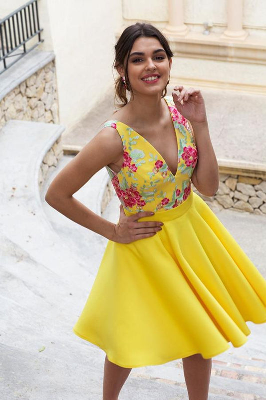Yellow Floral Satin Illusion Back Daffodil V Neck Homecoming Dresses Short Cocktail Dresses H1338