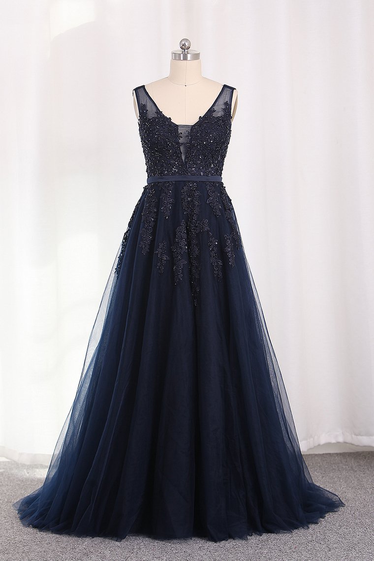 A Line V Neck Tulle Open Back Prom Dresses With Applique