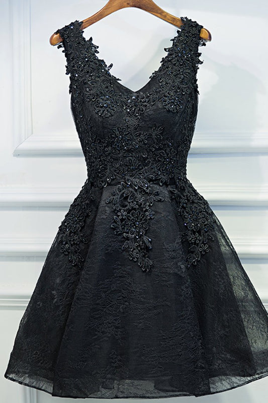 Fantastic V-Neck Homecoming Dresses A Line Lace Black Lace Up