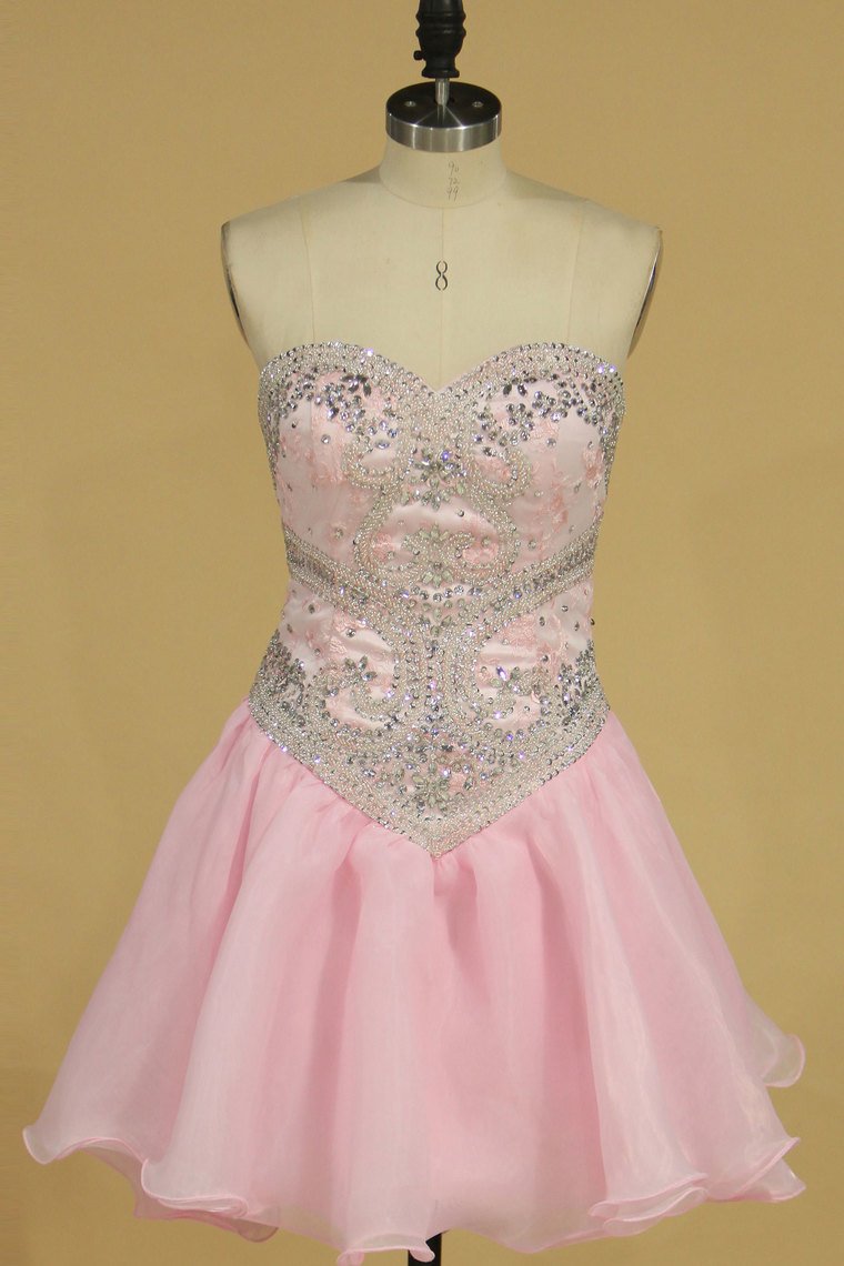 Sweetheart With Beads And Applique Quinceanera Dresses Organza Court Train Detachable