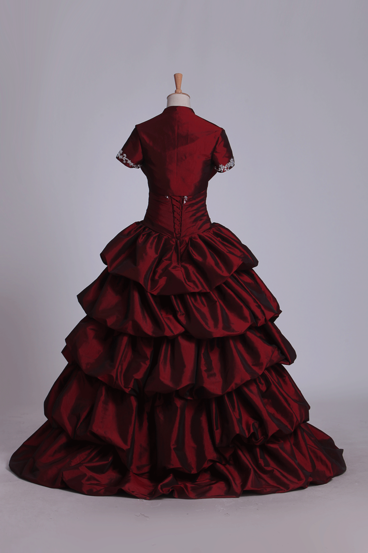 Ball Gown Sweetheart Quinceanera Dresses Taffeta With Embroidery Burgundy/Maroon