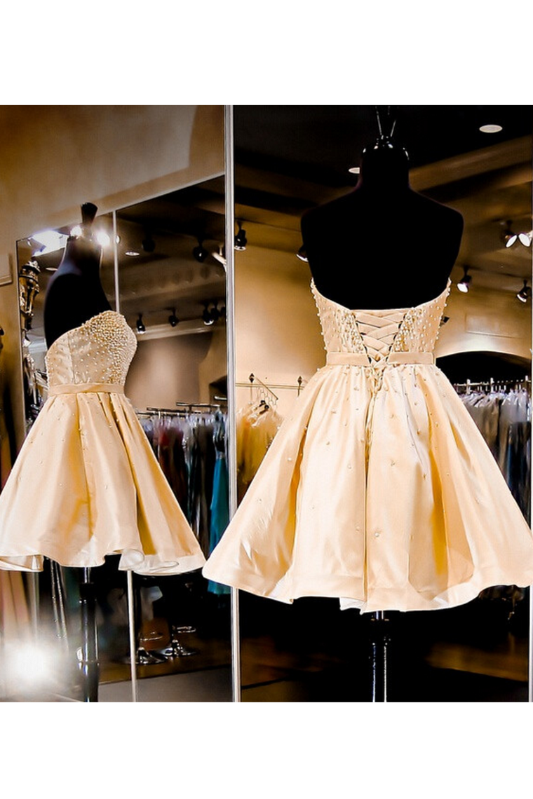 A Line Sweetheart Beaded Bodice Satin Short/Mini Homecoming Dresses