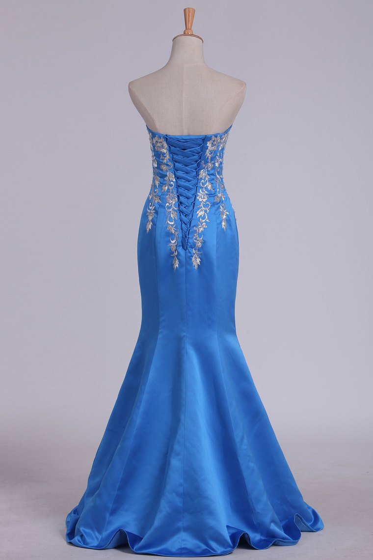Satin Sweetheart Mermaid Prom Dress With Embroidery Sweep Train