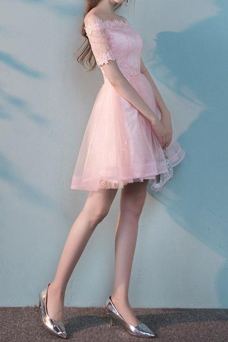 2024 A Line Boat Neck Tulle With Applique Homecoming Dresses Short Sleeves