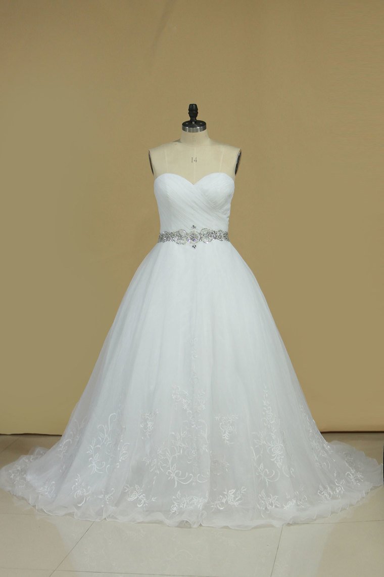 Tulle Sweetheart With Ruffles And Beads A Line Wedding Dress
