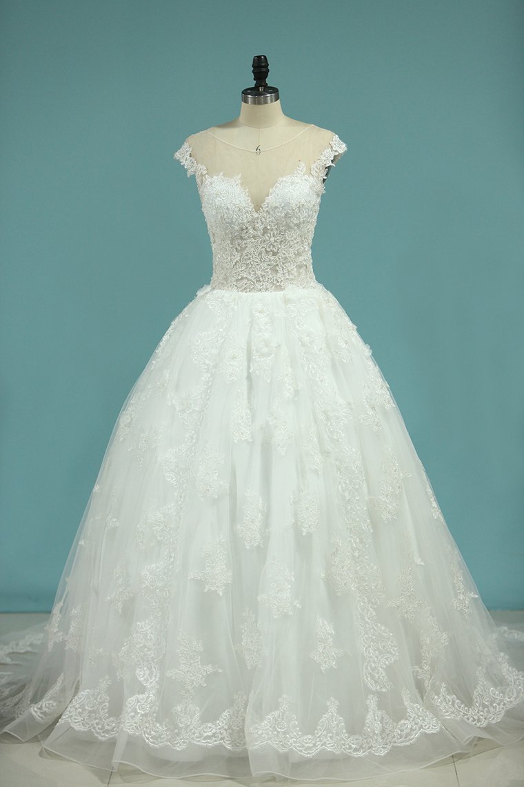 Wedding Dresses Short Sleeves Scoop A Line Tulle With Applique