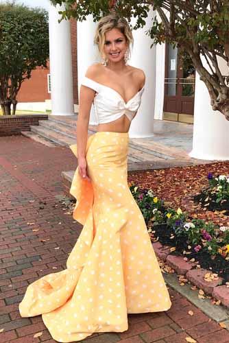 Two Piece Off-the-Shoulder White and Yellow Zipper V-Neck Mermaid Long Prom Dresses WK63